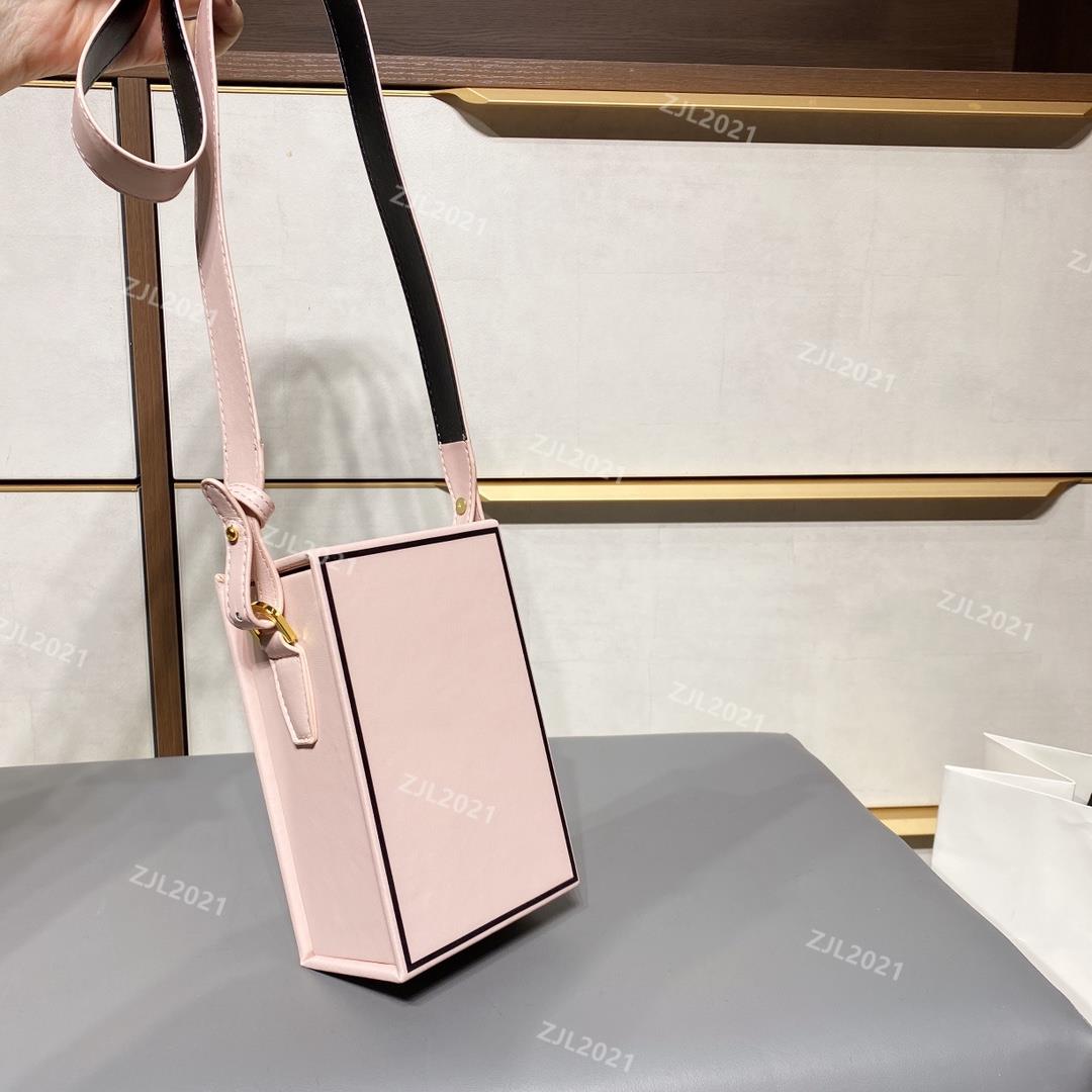 

Luxurys Designers Bags 2021 bag early spring new fashion small box bag small suitcase classic box shape bag slant cross bags