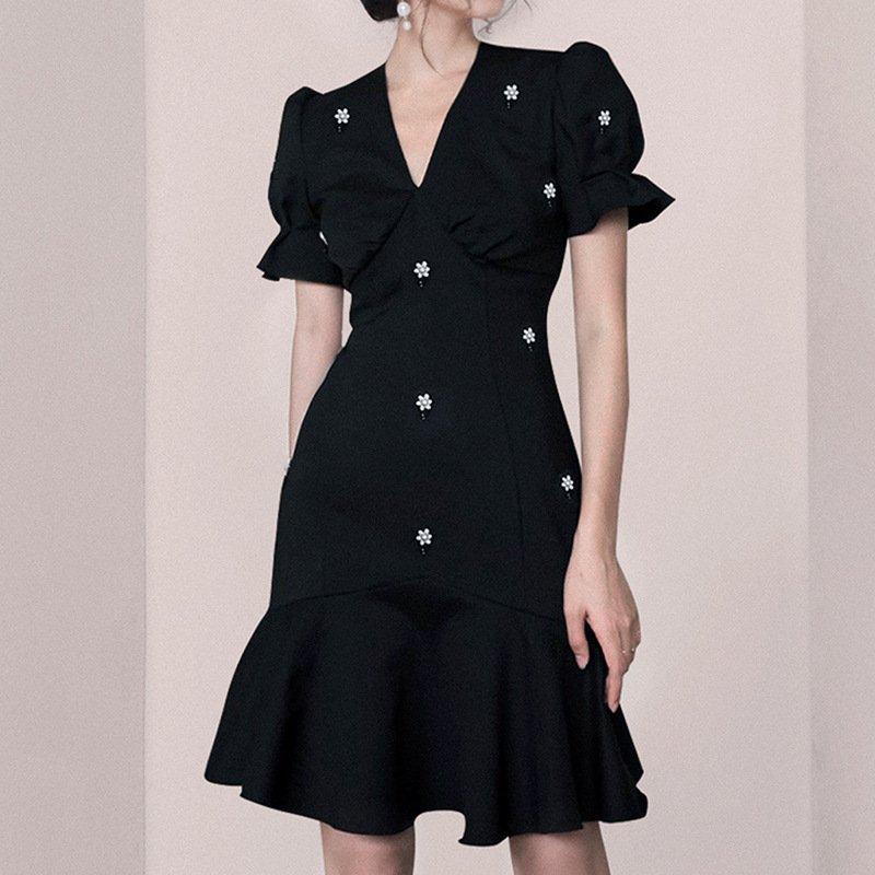 

ZAWFL Women Summer Fashion Slim Solid Mermaid Dress Female V-Neck Puff Short Sleeve Dresses Retro Elegant Vestidos 210525, White