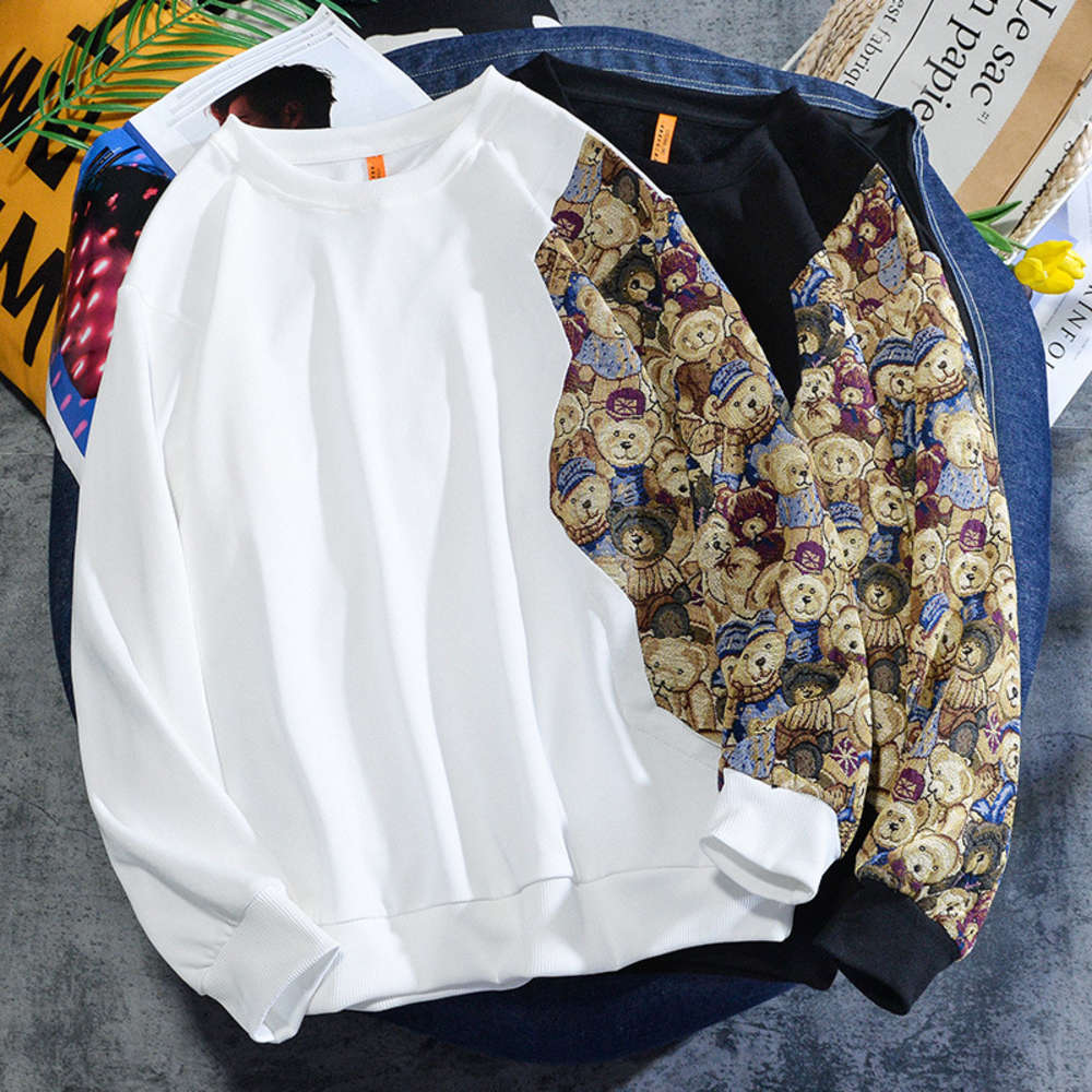 

Korean spring and autumn thin round neck top loose stitching bear embroidery personality fashion Terry sweater men's wear, Black