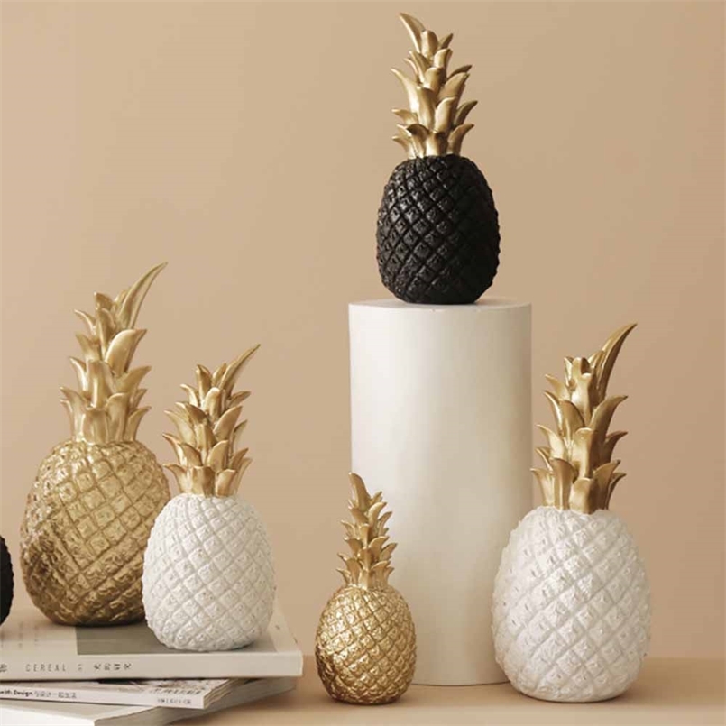 

Creative Pineapple Ananas Decoration Nordic Fruit Shape Golden Resin Black White Home Bedroom Desktop Decor 210911