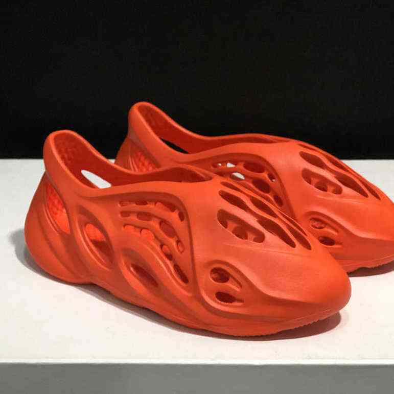 

fashion brand slippers for men super great quality indoor outdoor basketball football soccer sneakers sports sandal leisure women gift birth, Black