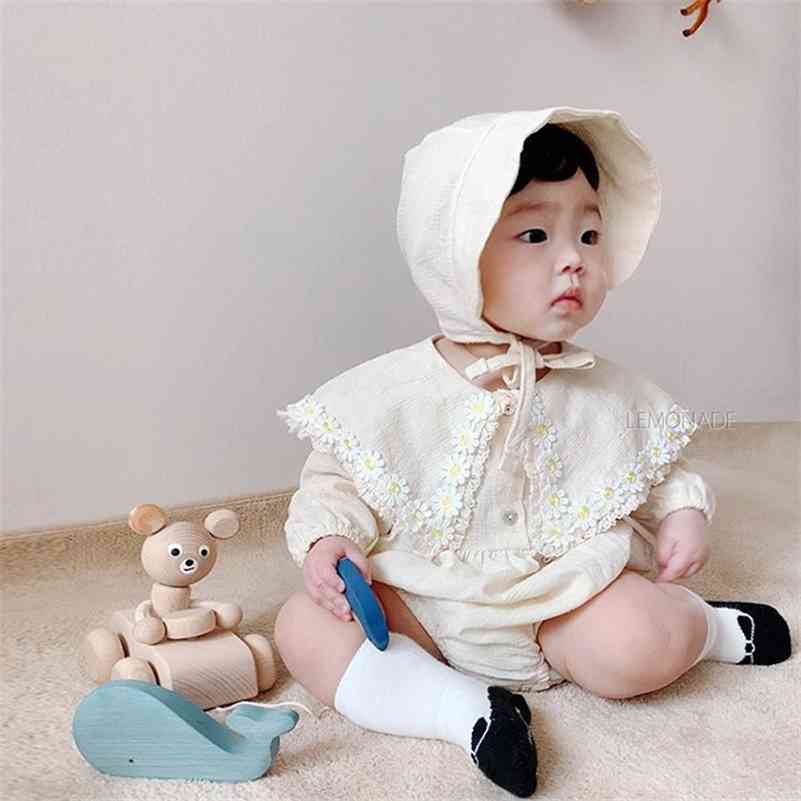 

Korean style baby girls cute daisy embroidery big turn-down collar bodysuits with cap Infants cotton birthday coveralls 210708, Beige