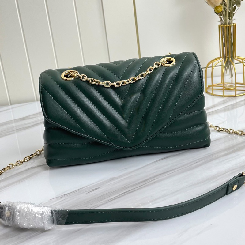 

Women Square Messenger Bag Shoulder Bags Genuine Leather Embroidered Case Interior Compartment Pocket Multiple Colors High Quality