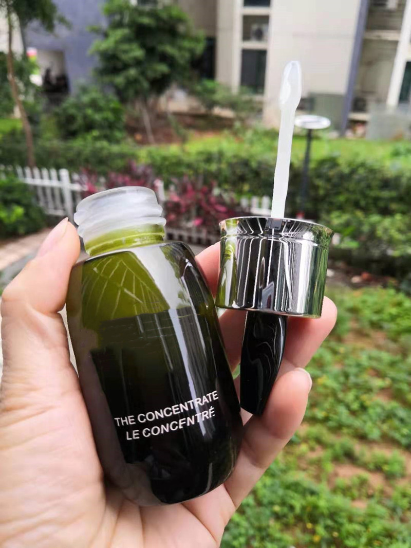 

Brand the concentrate Essence Le Concentre 50ml skin care