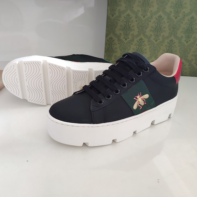

2021 Designer embroidered platform sneaker Women Casual Shoes White Leather Sneaker with House Web golden bee Girls 2 Colors Runner Trainer 322, Sock