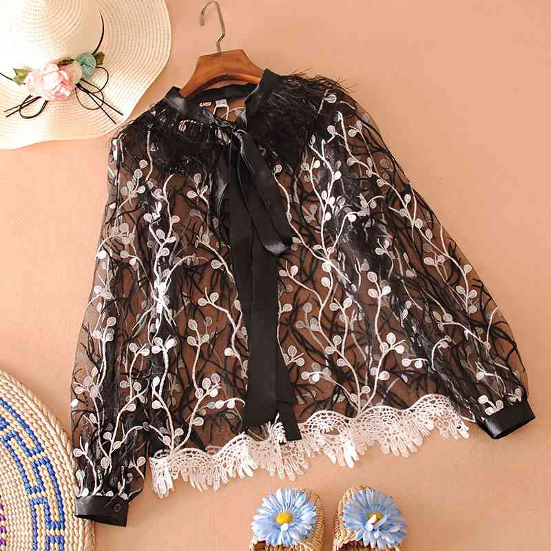 

VANOVICH Lace Women Shirt Embroidered Wild Casual Fashion Long-sleeved Summer Sunscreen Clothing 210615, Black