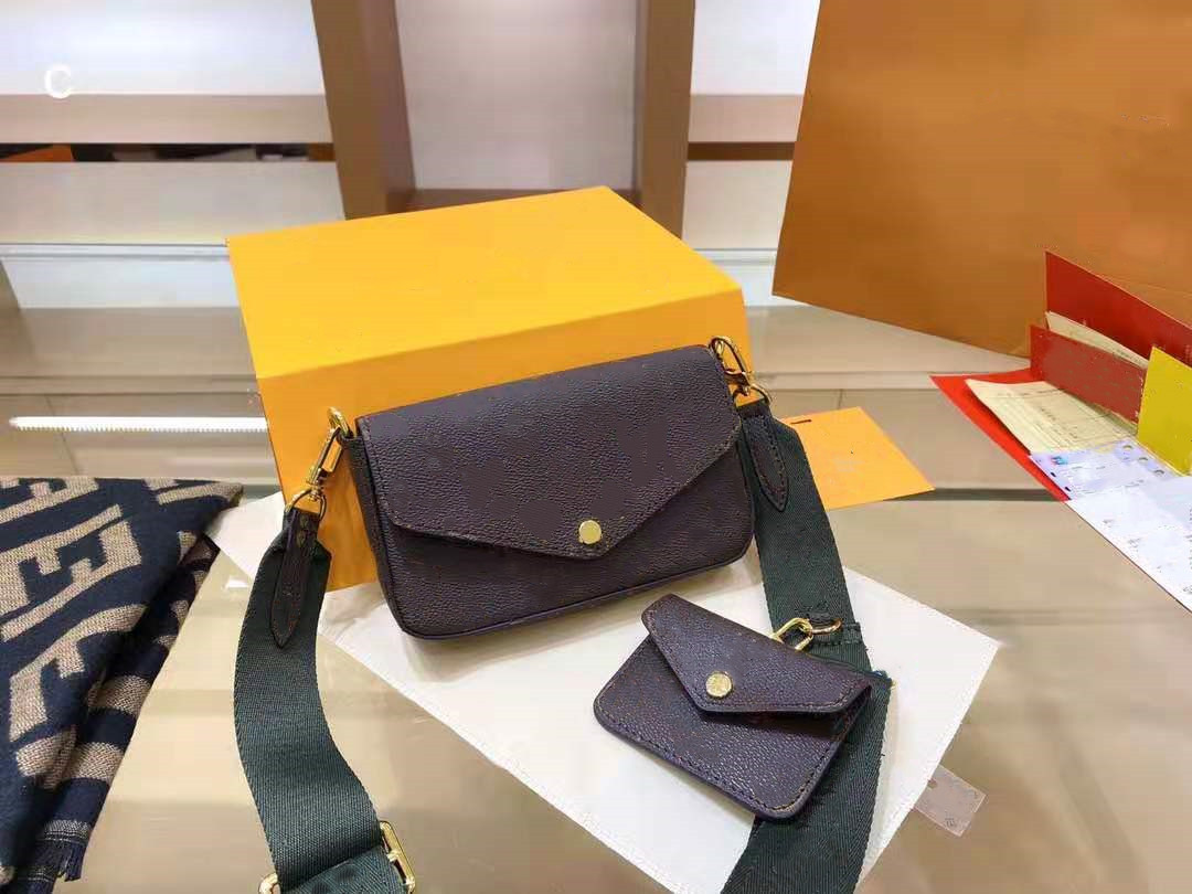 

Designer design 2021 new brand classic old lady bag envelope bag slant small bag two piece set., Make up for postage