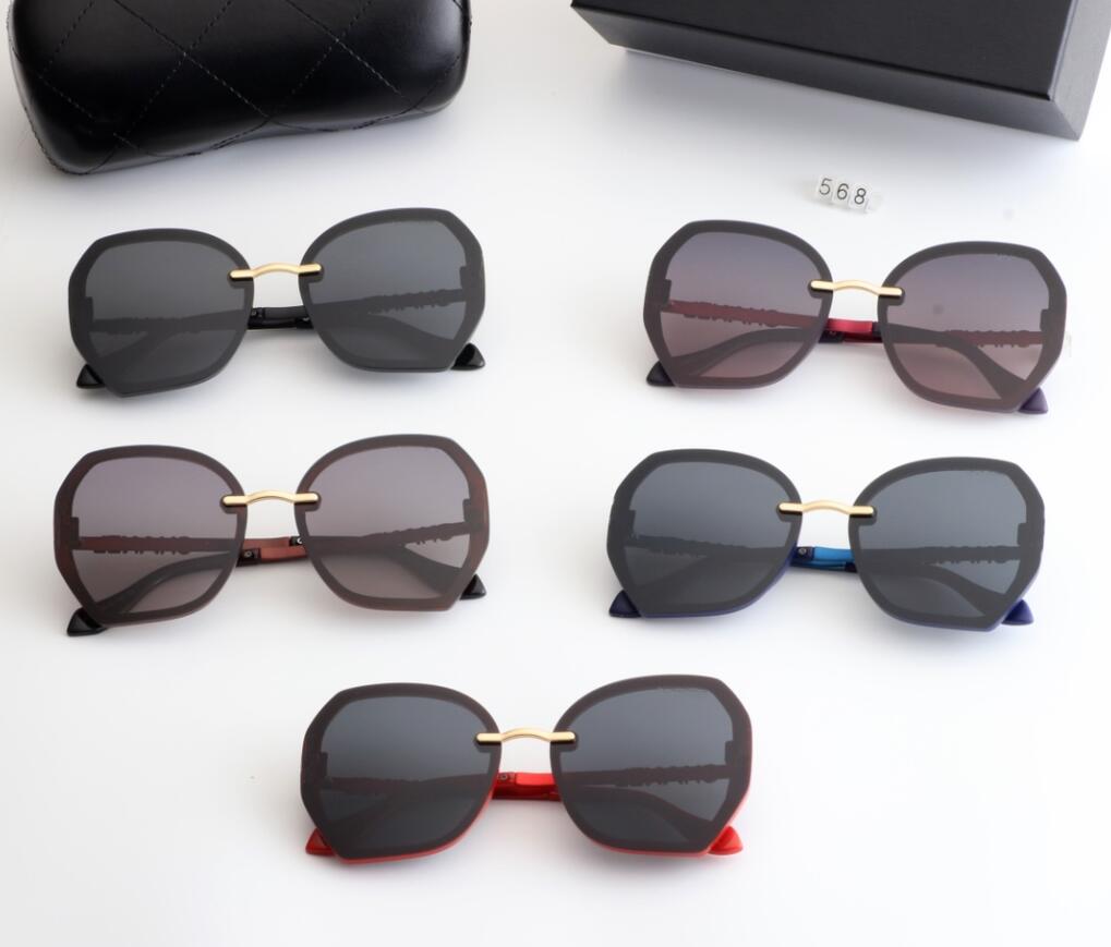 

2021 new designer for men and women glasses Designer Sun glasses sunglasses for women outdoor sunshade framework fashion classic sunglasses, White;black