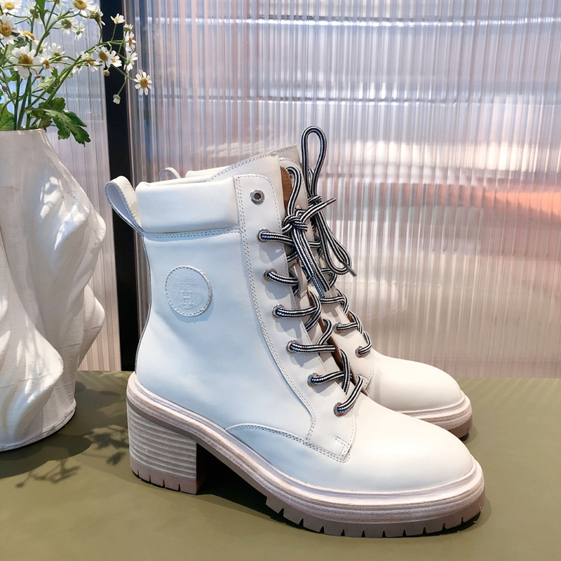 

2022 Womens Designer Leather Women Martin Boots Desert Short Boot Real Leathers Coarse Winter Designers Shoes Heels Snow Ankle Booties With Logo And Box -E292, Picture color