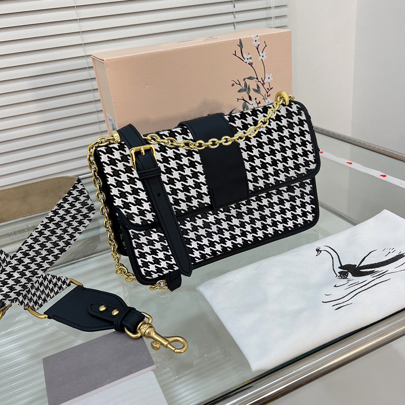 

DA250 High Quality 2021 Luxurys Designers Bags Shoulder Bag Envelope Genuine Leather Handbag Messenger Women Totes Handbags Classic Crossbody Clutch Purse Wallet, Black