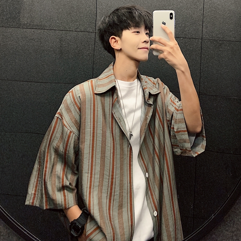 

2021 New Summer Men's Short Sleeve Stripe Printing Shirt Fashion Trend Leisure Loose High-quality Clothes White Shirts Size M-2xl 9zlw