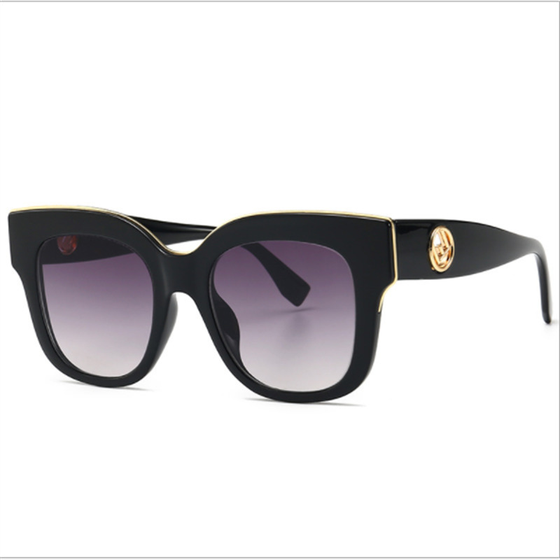 

Women sunglasses The cat's eye glasses Outdoor leisure Same designer brand