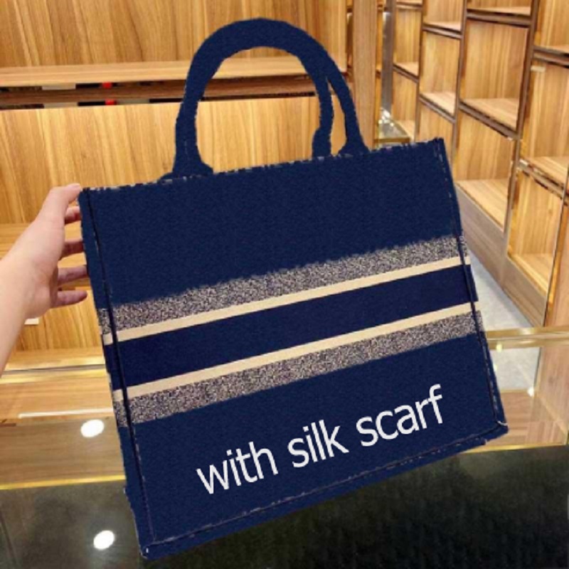 

2021 women's shopping bag high quality fashion Embroidered Handbag luxury designer Tote multi pattern choice free silk scarf new