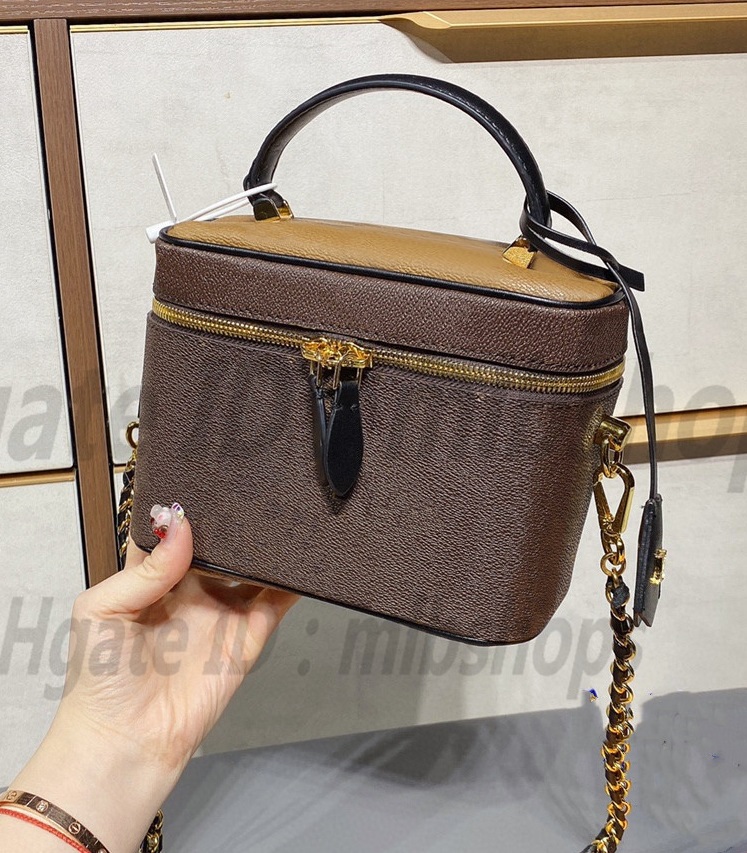 

Luxurys L designers High quality Fashion womens Shoulder Bags Handbags wallet Wash Clutch Bring chain box Bag Totes CrossBody 2021 Handbag purses Best-selling, No bags