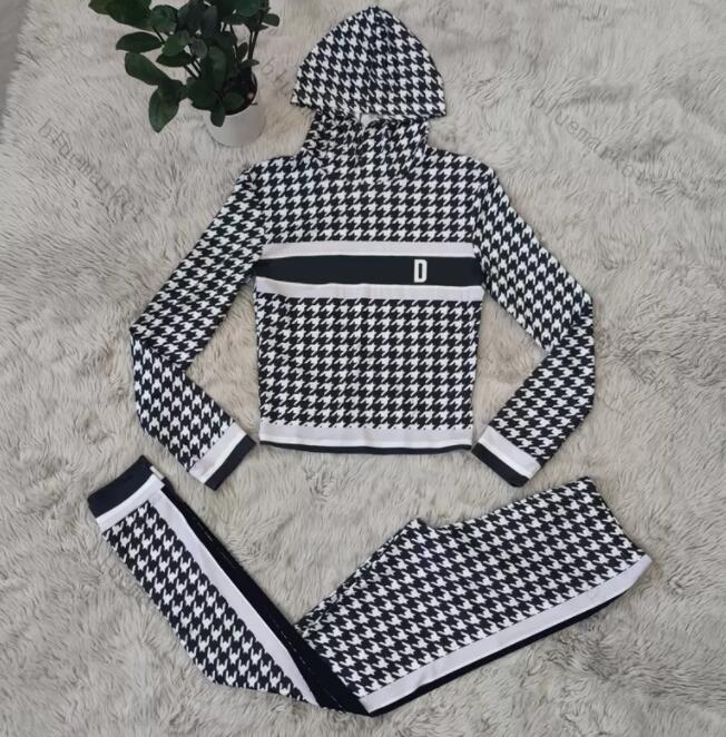 

Brand Design Plaid Tracksuits Thin Breathable Women' Tracksuits Sweat Hoodie Suit Classic Pattern Long Sleeves Casual Outdoor Hoodies Pants Suits, Black