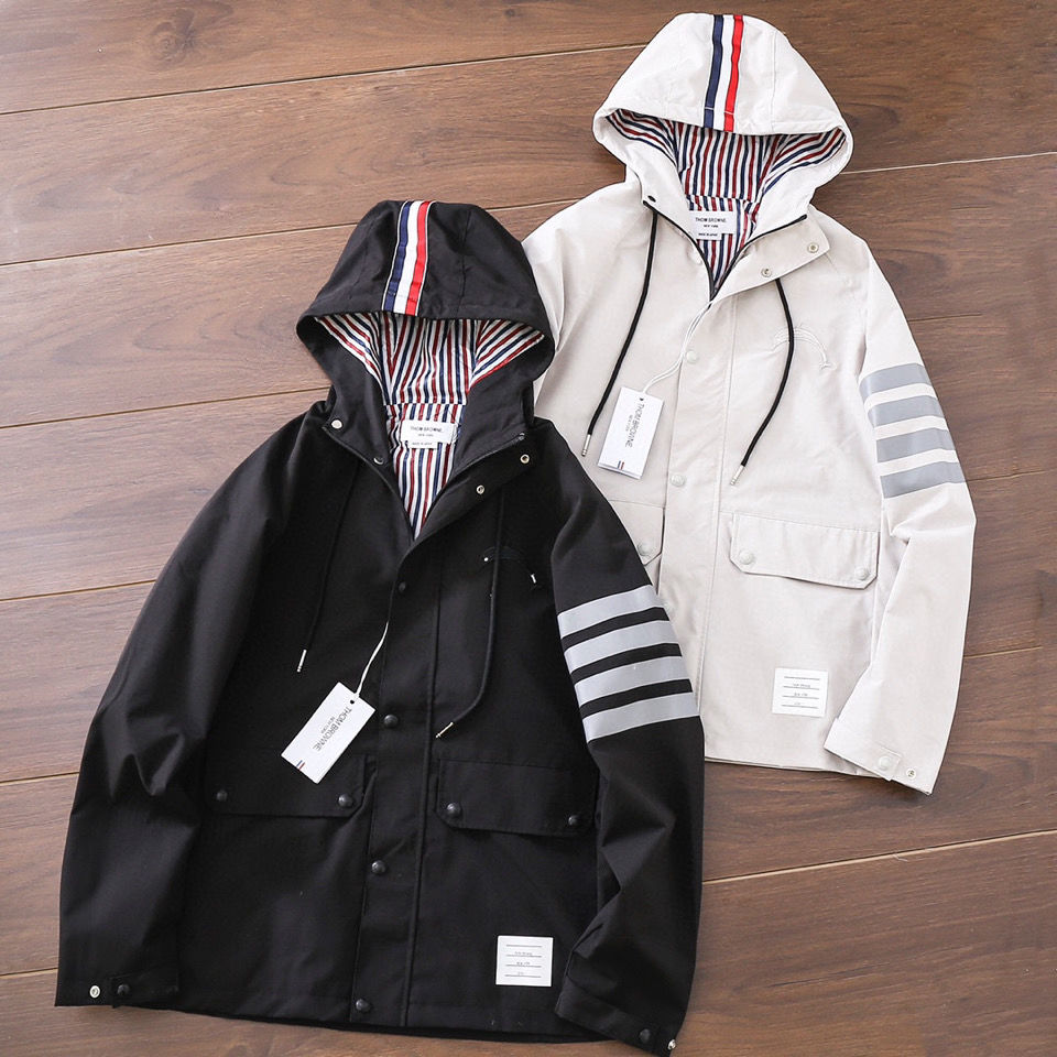 

Men' and Women' Waterproof and Windproof UV Protection Thom Hooded Jacket Windbreaker, Black