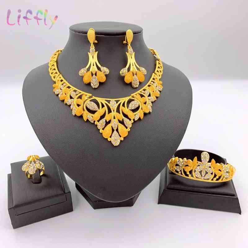 

s! 2020 Dubai Jewelry Sets Flower Necklace Costume African Golden Jewellery Kits Women Party, Clear