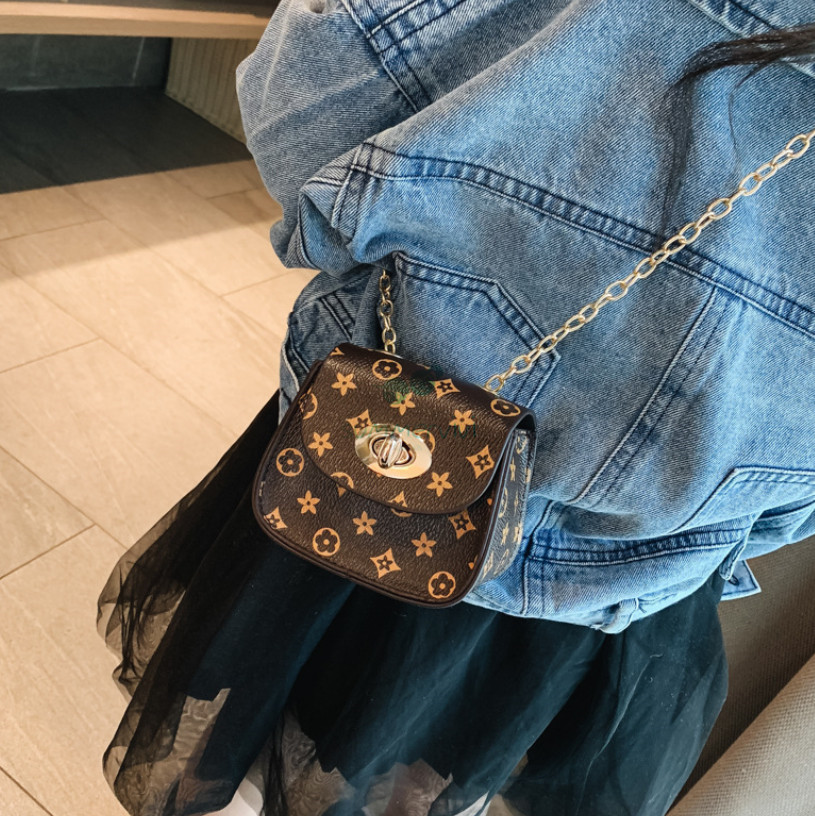 

Dedigner Kids Printed handbag girl pu leather Single Shoulder Bags Children Metal Chain Messenger Bag Girls Mini Purse A6005, Brown printed