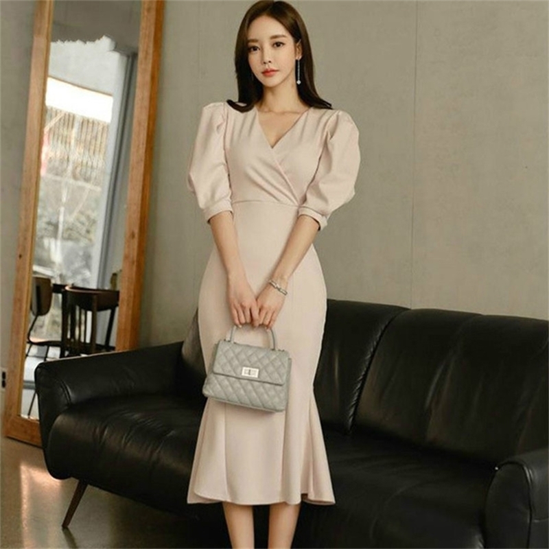 

Solid Plus Size Mermaid Summer Dress Women Khaki Half Puff Sleeve V-neck Elegant Long Vintage Bodycon Vestidos 210603, Picture color