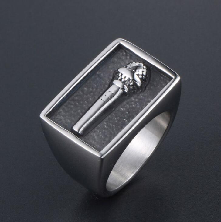 

Silver titanium steel men's microphone Band Rings retro domineering classic wedding anniversary gift jewelry does not fade