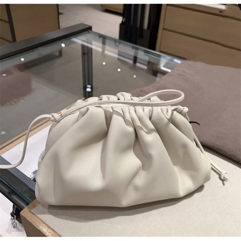 

80% Off Online Store Spring and summer 2021 new makaron Fold bag cloud clip soft leather women's One Shoulder Messenger Bag dumpling Hi