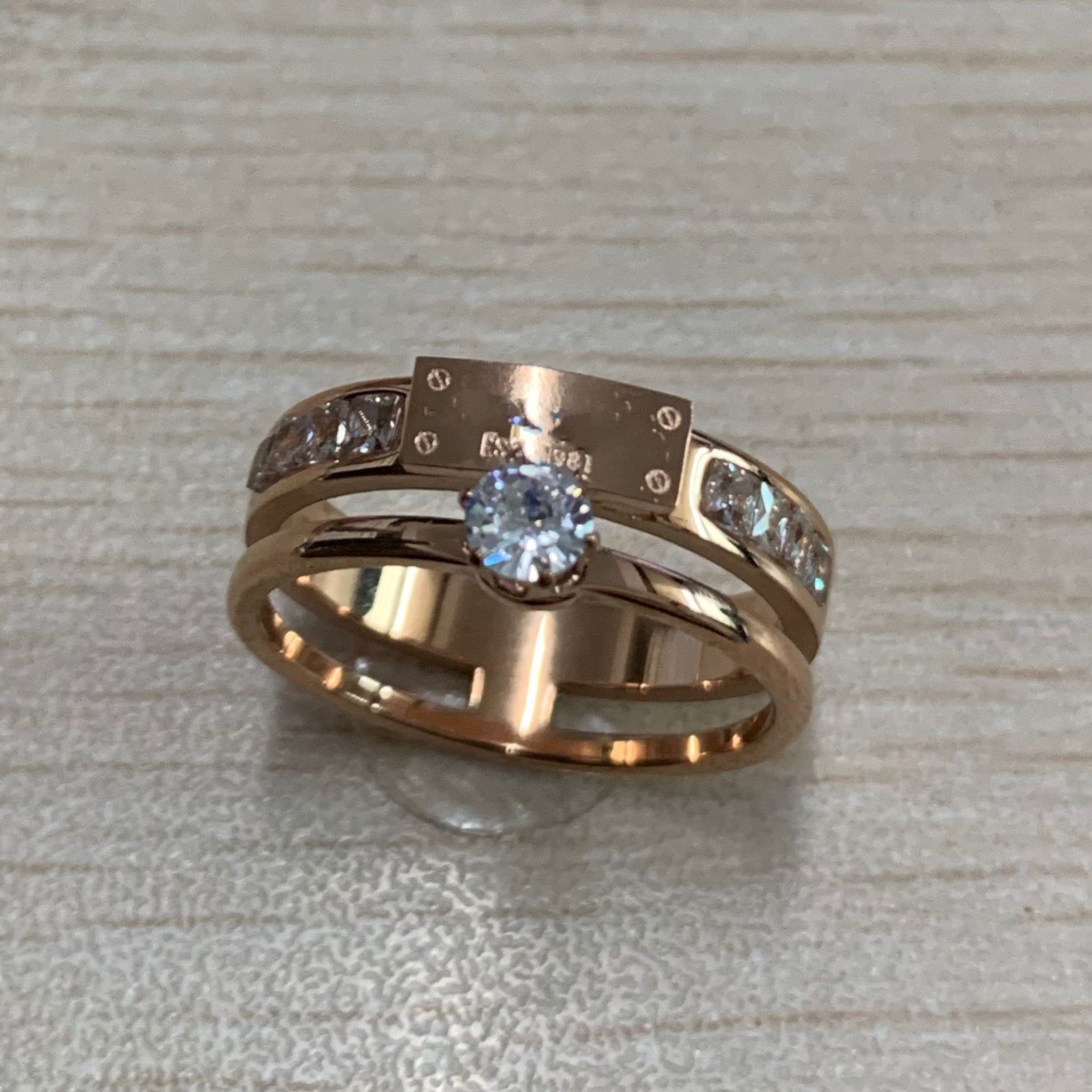 

Design316L Titanium steel letter nails rings lovers Band Rings Size 6,7,8,9 for Women and Men diamond wedding jewelry gift box optional