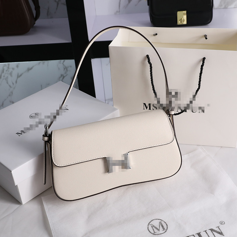 

Sole by designer fashion simple underarm bag new single shoulder street women's red method stick texture messenger purse, White