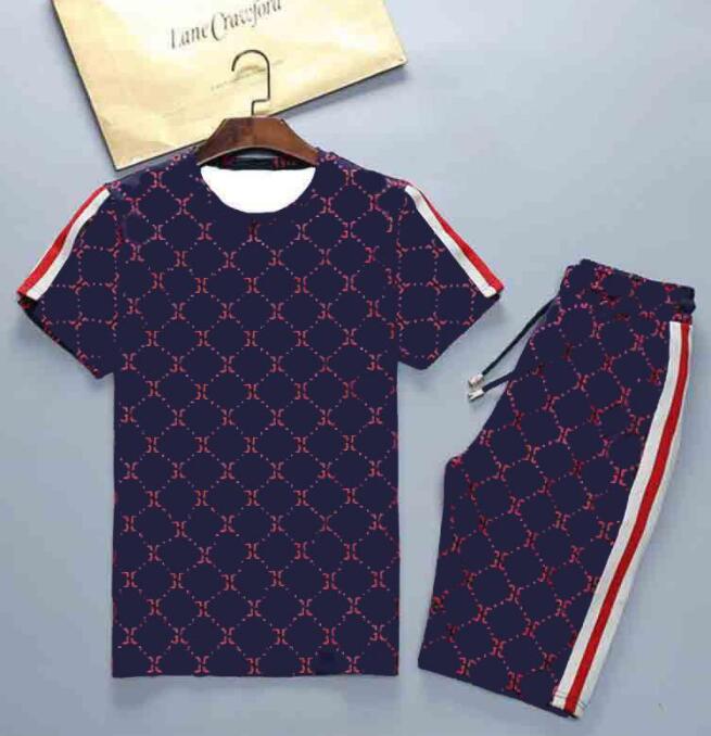 

2021 Winter HighMens tracksuits Summer Suits Casual Polo + Classic Shorts Men's Outdoor Sets Youth Fashion Tracksuit Men Two Pieces Suit Print Tshirts