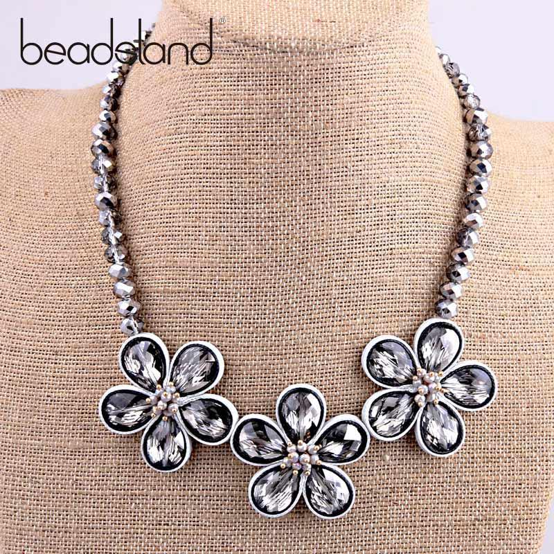 

Pendant Necklaces Beadsland Alloy Shine Acrylic Beads Flower Design Fashion Bohemia Jewelry Woman Girl Party Gift 35109