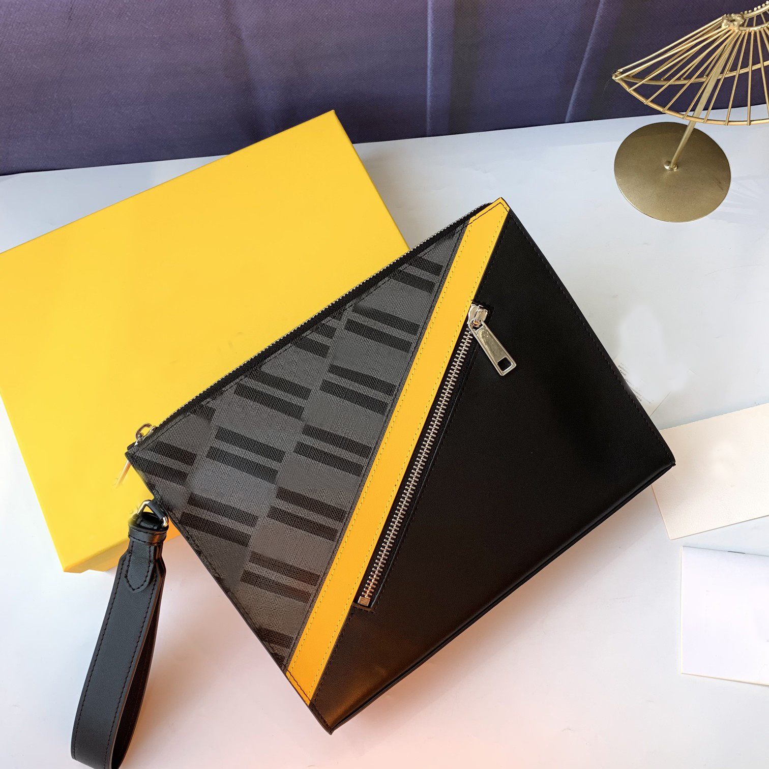 

2021 Designer brand neutral card bag fashion retro solid color hand bags high quality multicolor large capacity Zipper Wallet, Plum
