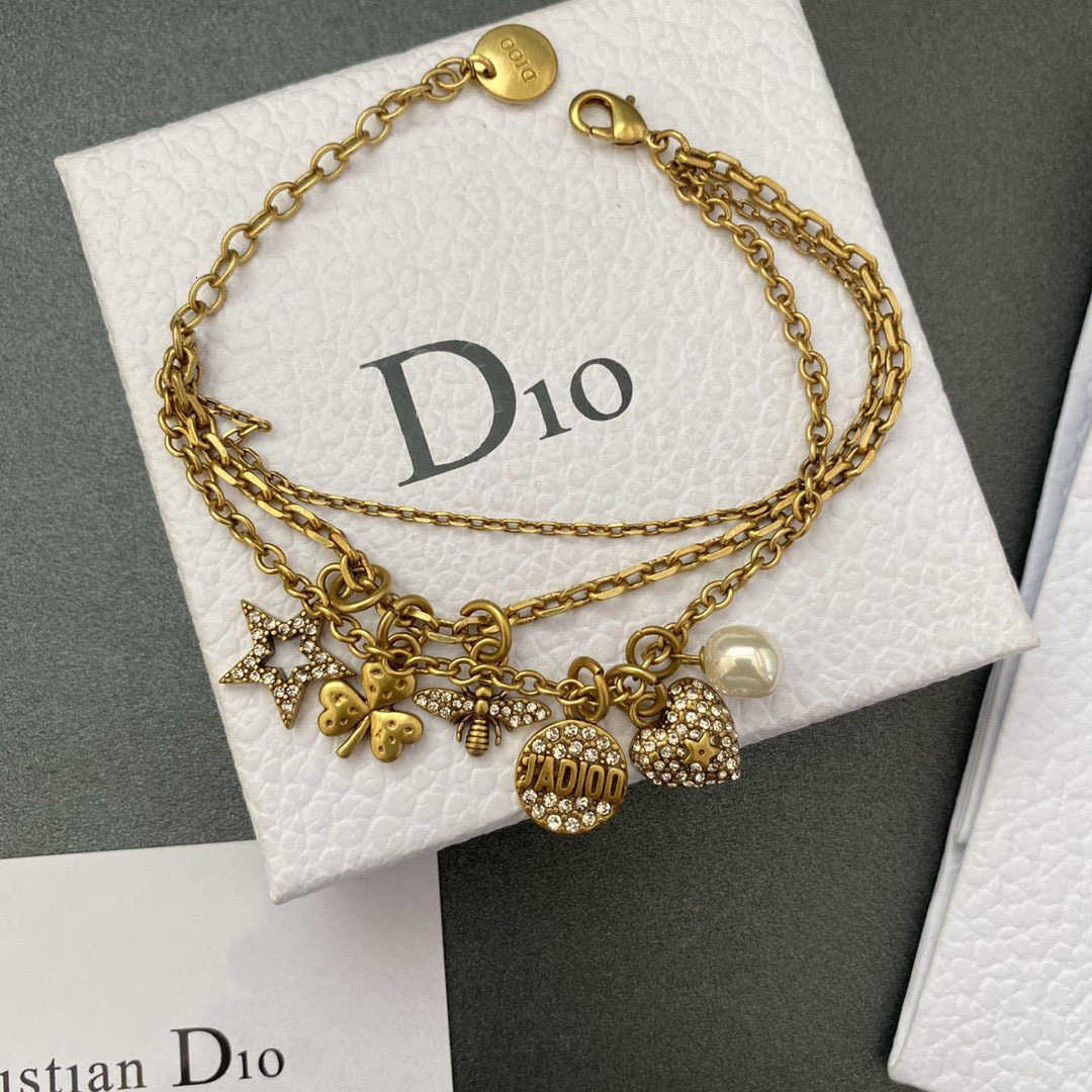 

70%OFF Five pointed star pearl inlaid with diamond letter love Dijia three row Necklace classic fashion personalized Bracelet, Golden;silver
