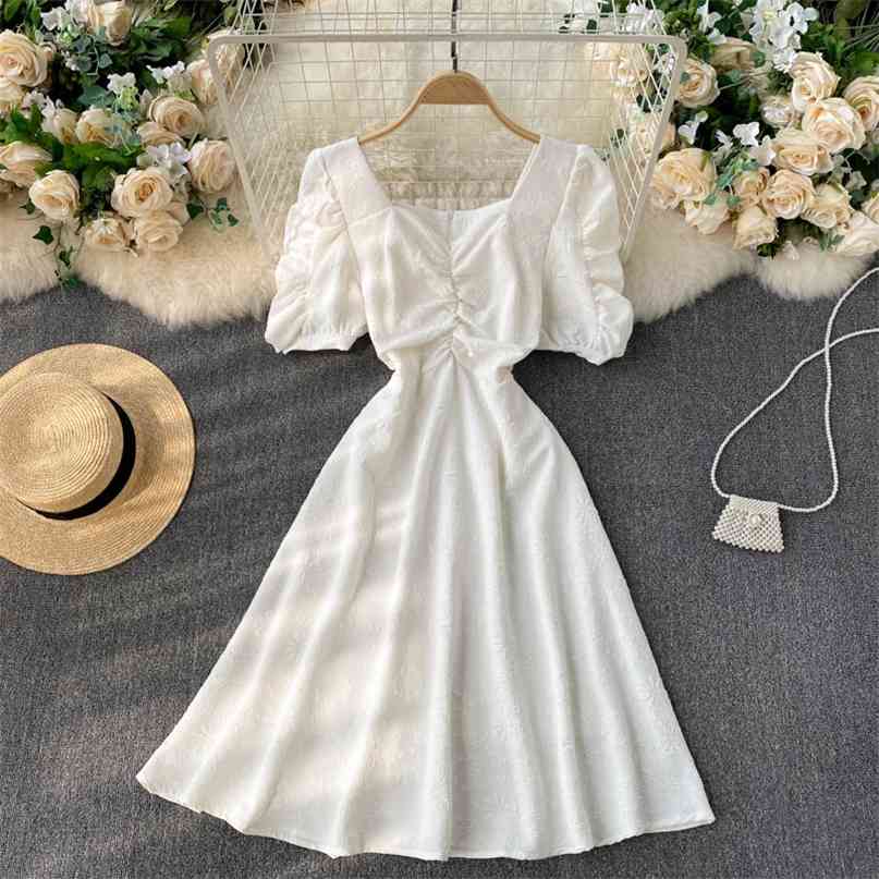 

French Style Summer Dress Women White Black Puff Sleeve Ruched V-neck Slim A-line Party Date Elegant Vintage 210603