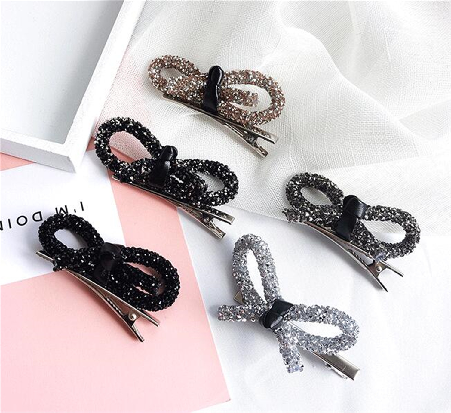 

139 hot sell 2020 women's New simple bow-studded hairpin high quality Multicolor hairpin