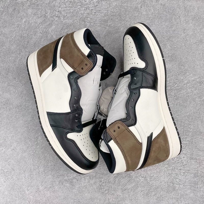 

Jumpman 1 1S Top quality High tman and woman Basketball shoes Luxury designer OG classical Dark Mocha small barbs Athletic running Sneakers With Original Box, #1