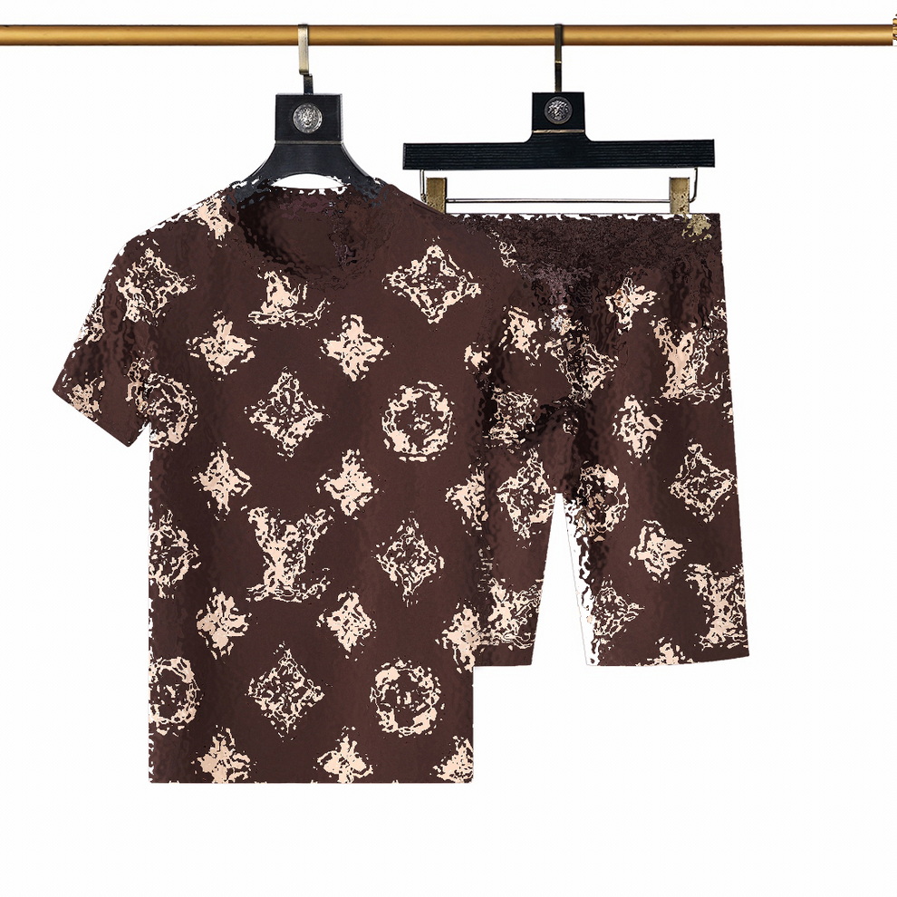 

Mens Tracksuits Set Jogging High Quality Summer T-Shirts Pants 2 Piece Outdoor Sportswear Street Hip Hop Casual Wear Sports Suit