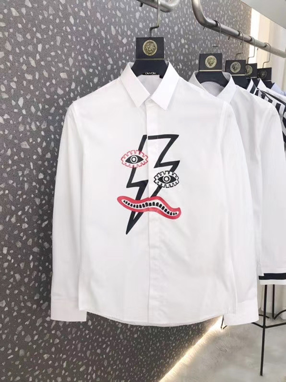 

2021 New Algodo Com Estampado Bolt Surrealista Para Homem Estilo Listrado Camisa De Manga Comprida | 219109577 9h25, White