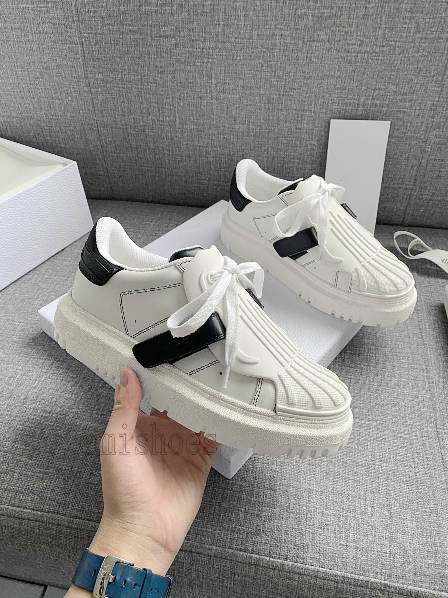 

Designer Luxury Id Sneakers Women Leather Casual Trainer Shoes Calfskin Platform Trainers Low-top Runner Shoe, Black;white