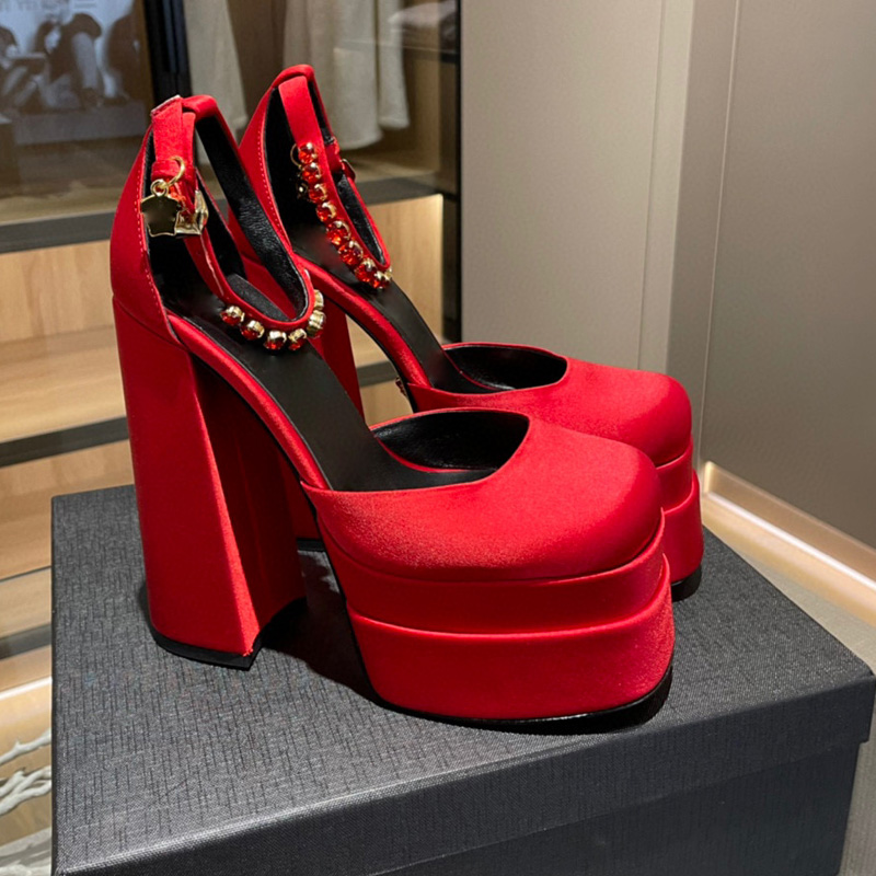 

Platform Sandals Retro Mary Janes Women Summer Shoes Sexy Thick High Heel Platform Dress Party Wedding Woman Pumps Fashion Rhinestone Chain Solid Baotou Satin, Black