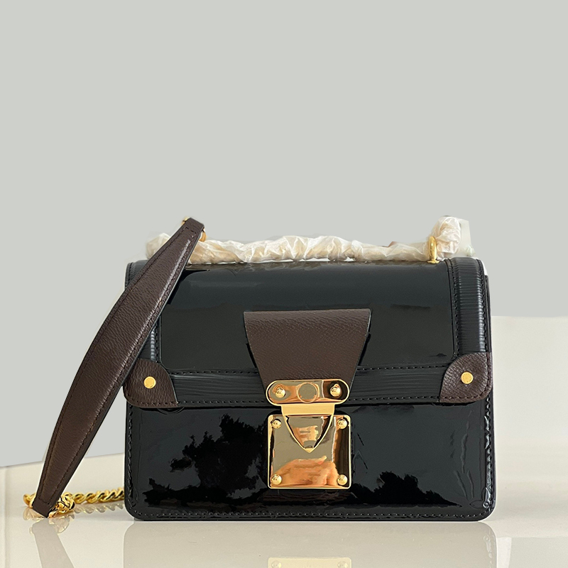 

5A Crossbody Bags Patent Leather Wynwood Fashion chain Tote Bag Black And White Capsule Lock Embossed Luggage Canvas Trim Clutch Flap Square Bag 21cm 90445 L223, Silver gray