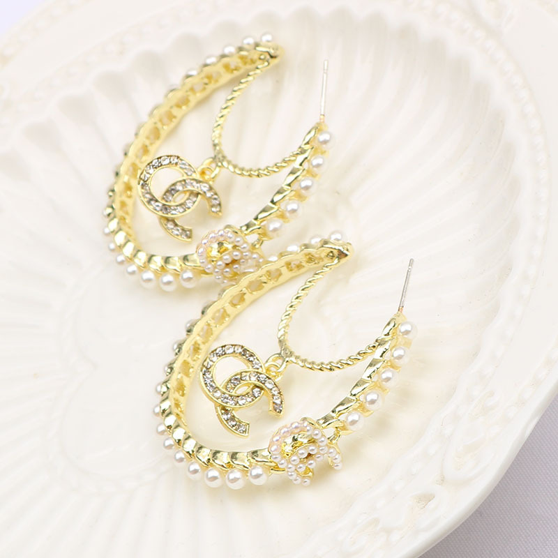 

Trend small fragrance new creative exaggeration inlaid Pearl Earrings metal chain Open Circle Earrings, Silver