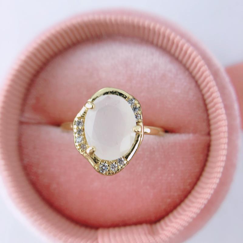 

Cluster Rings For Women Unique Oval Candy Stone CZ Light Gold Color Wedding Party Finger Ring Gift Fashion Jewelry R880, Golden;silver