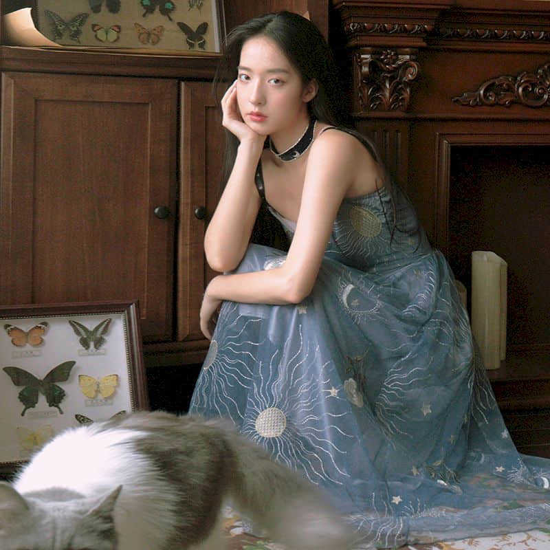 

Haze blue Net yarn Dress embroidery temperament thin cool cute long suspender dress summer fairy Thin skirt 210526