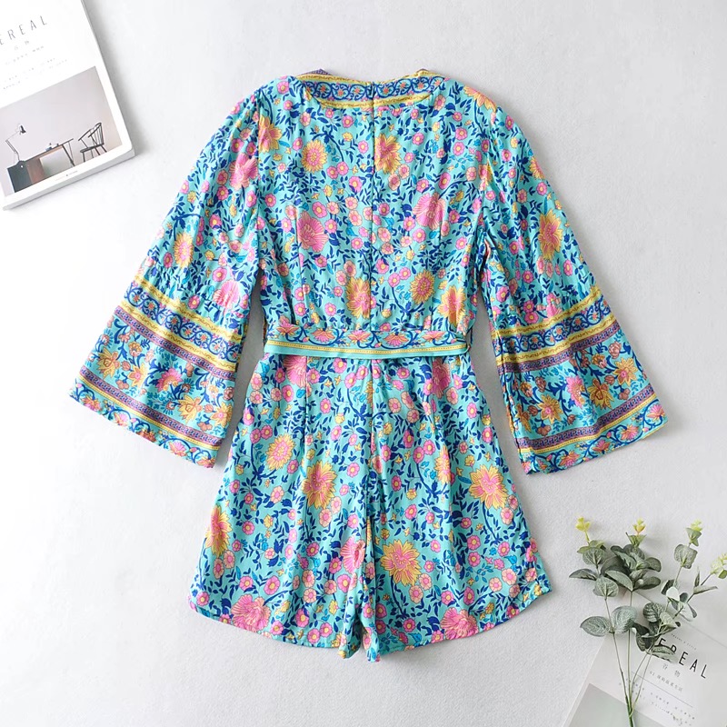 

2021 Bohemia Cross V neck Floral print Flare Sleeve Rompers Women Loose Tie Bow Sashes Short Jumpsuits BOHO Bodysuits Holiday, Red