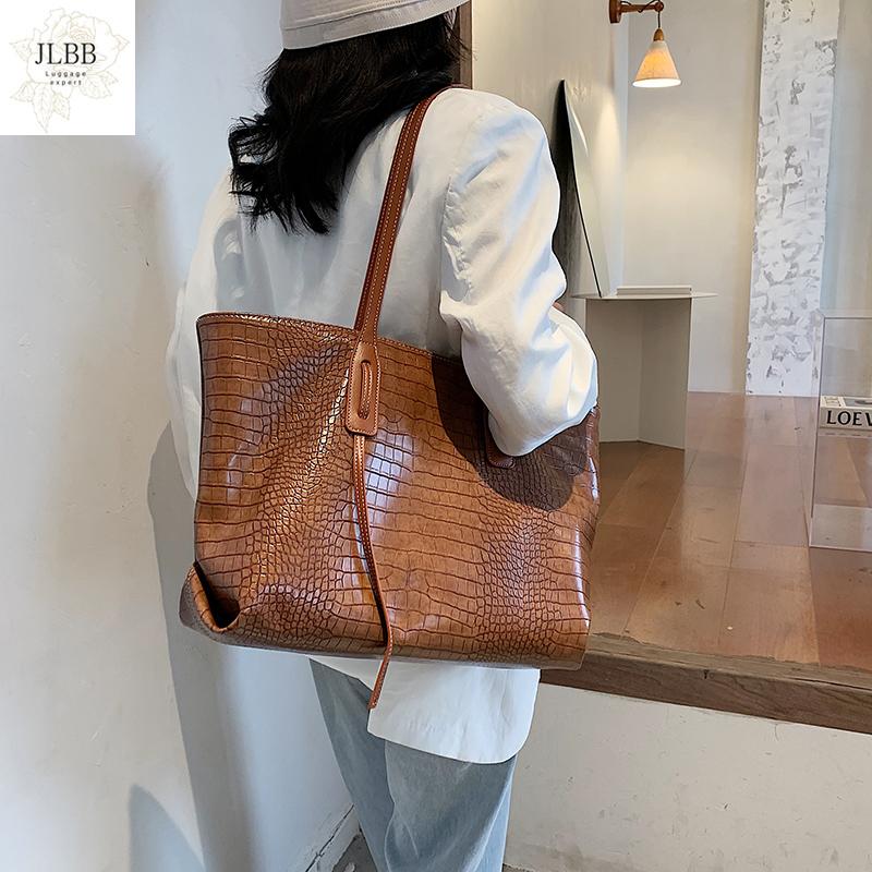 

Vintage Alligator Women Shoulder Bags Large Capacity Totes Designer Handbags Luxury Pu Leather Messenger Bags Female Big Purses, Beige