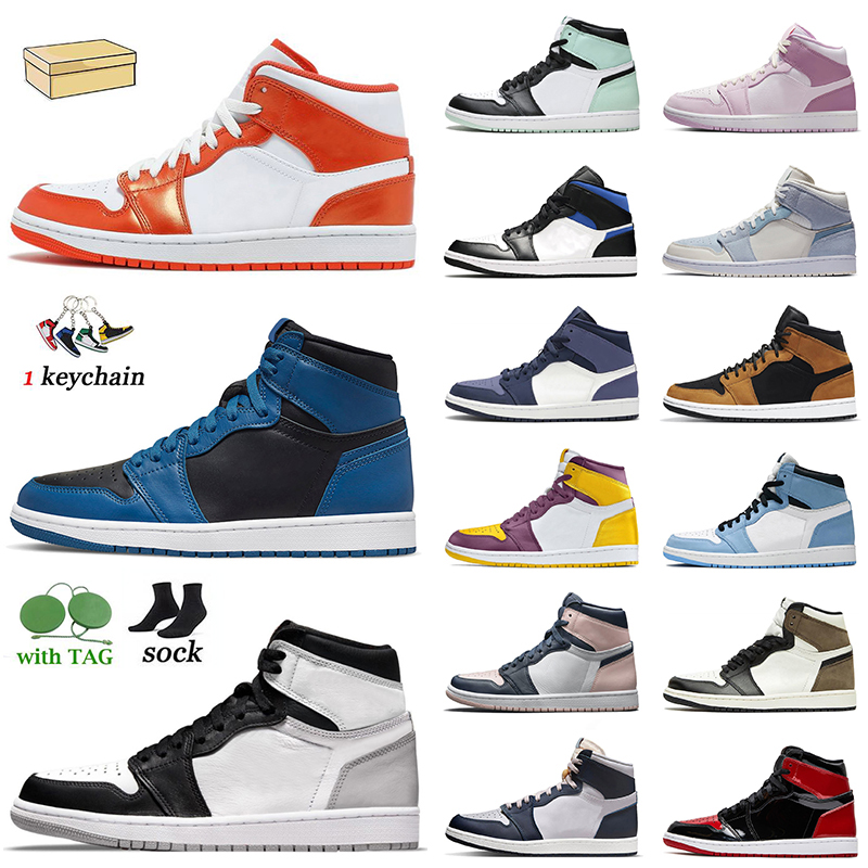 

Wholesale 2022 Top Jumpman 1 1s Jodon Mens Women Basketball Shoes Dark Marina Blue Stage Haze Orange White Sail Light Blue UNC Linen Off High OG Sneakers With Box Socks, C19 mid shadow red 36-46