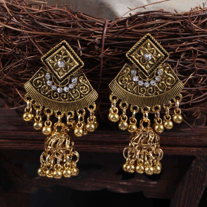 

earring electroplating alloy wind chime tassel earrings with fan shaped flower pattern of ethnic minoriti, Golden