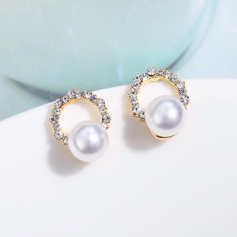 

Stud Arrival Round Metal Women Classic Alloy Earrings Fashion Simple Korean Jewelry Pearl In
