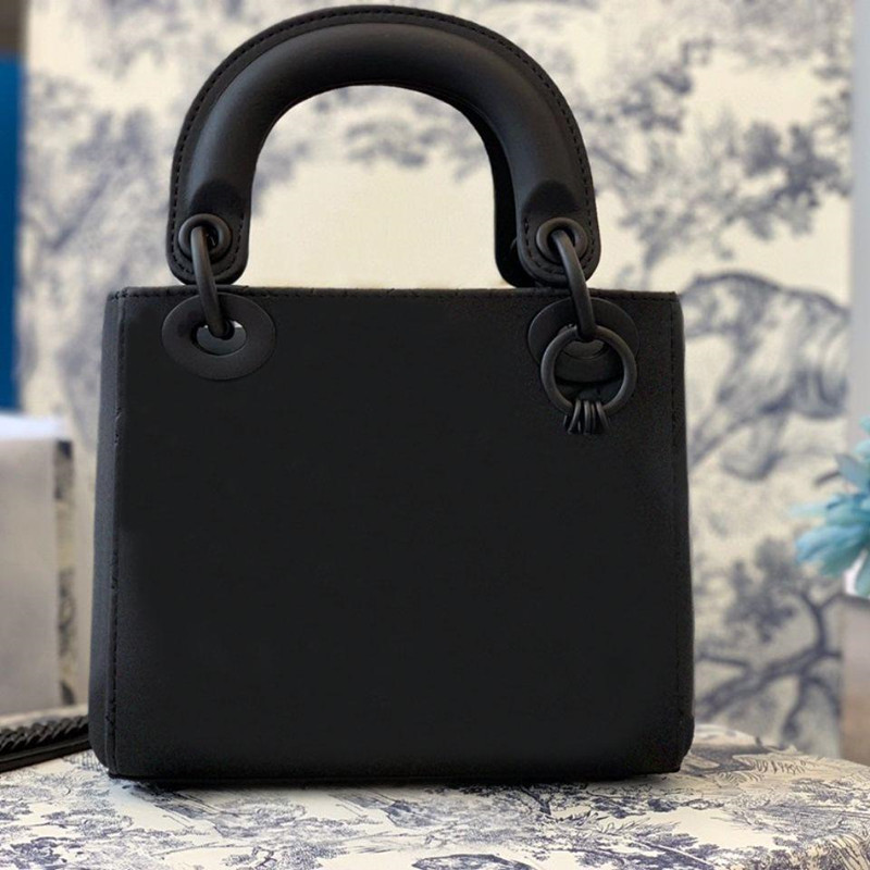 

Luxury designer bag ladies shoulder bag retro wild messenger bag PU leather ladies party handbag classic