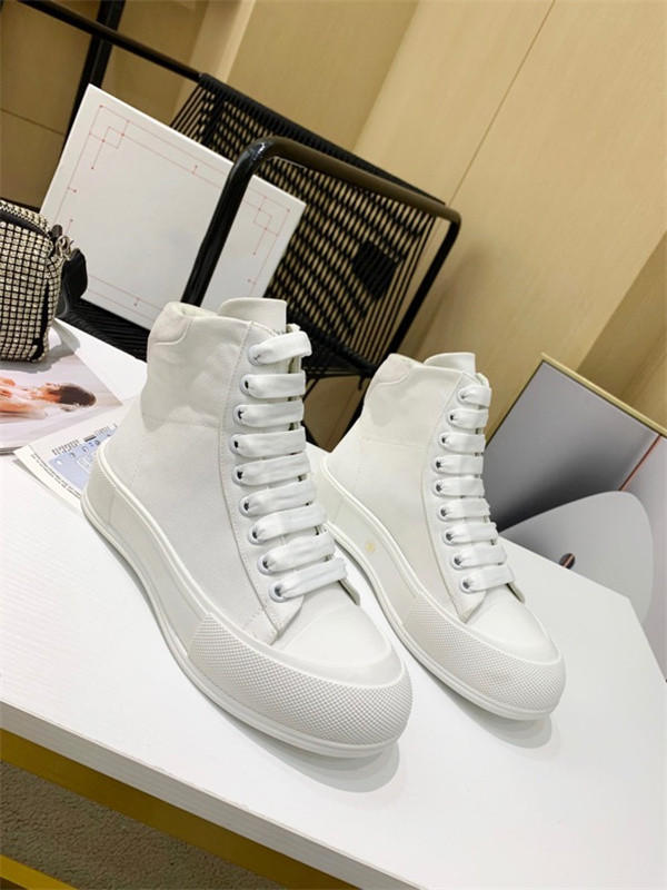 

new genuine leather men's outdoor casual shoes large size fashion wild lace-up sneakers low-top comfortable breathable tide shoes, Choose the color