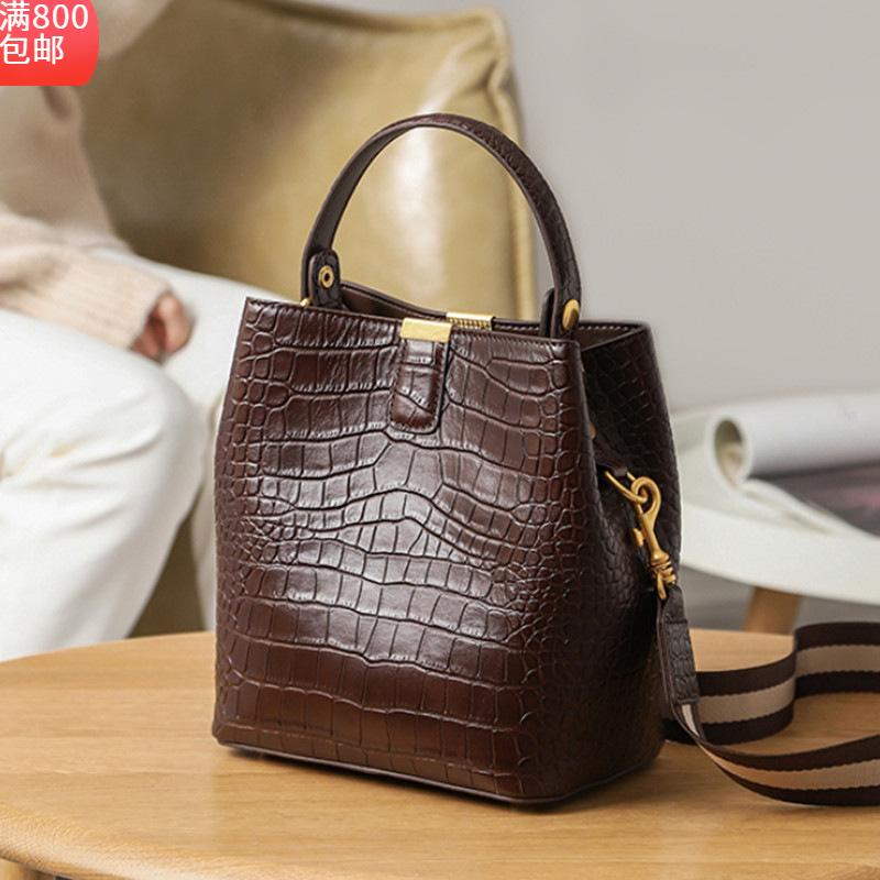 

Women's handbag 2021 crocodile bucket bag women's head leather shoulder bag leather Messenger, Black